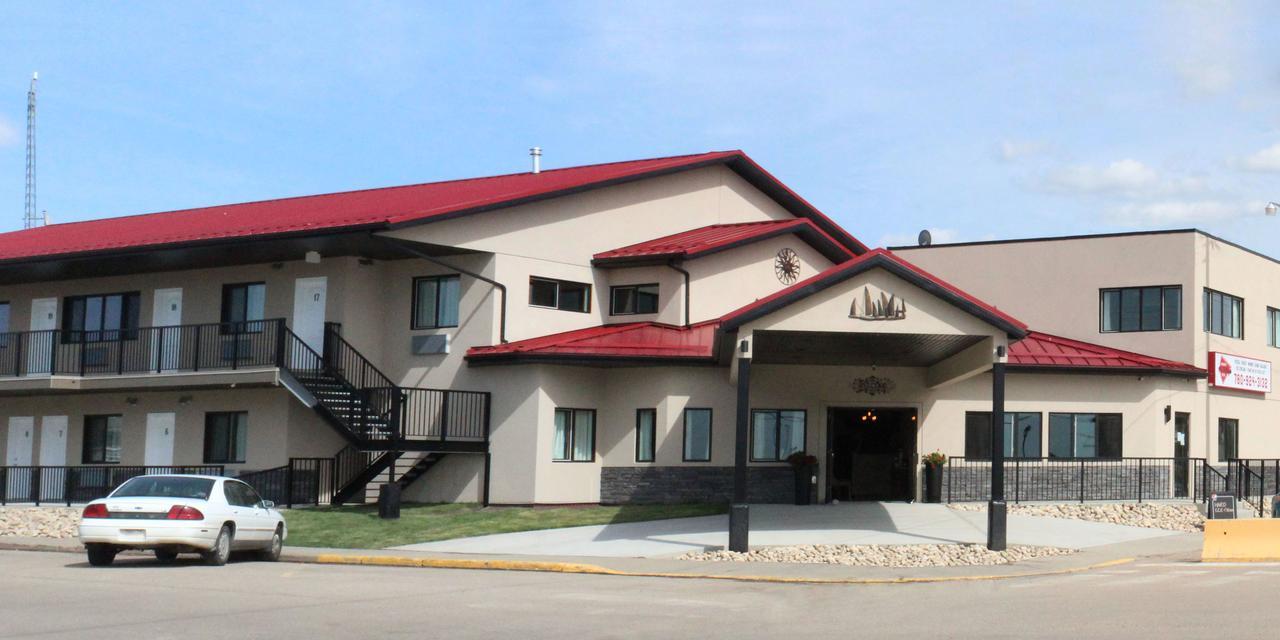 Alberta Beach Inn And Suites Екстер'єр фото
